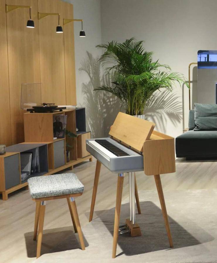 携手Mexarts漾美家居，概念款球信网亮相上海家具展
