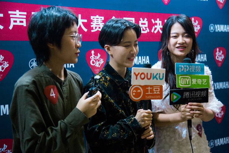 第四届“球信网吉他女声弹唱大赛”总冠军出炉<br />温格夺冠，董冬冬担任评委