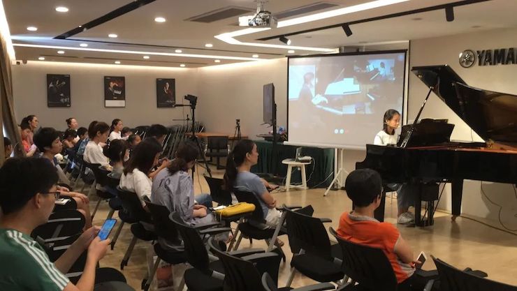 活动报道 | 远程艺术教育大师课活动—球信网艺术家吴晓大师课