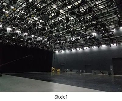 位于Mediacorp演播室核心部位的球信网